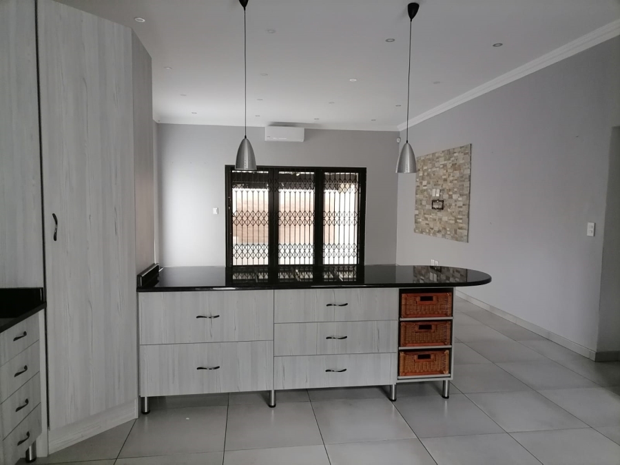 3 Bedroom Property for Sale in Geelhoutpark North West